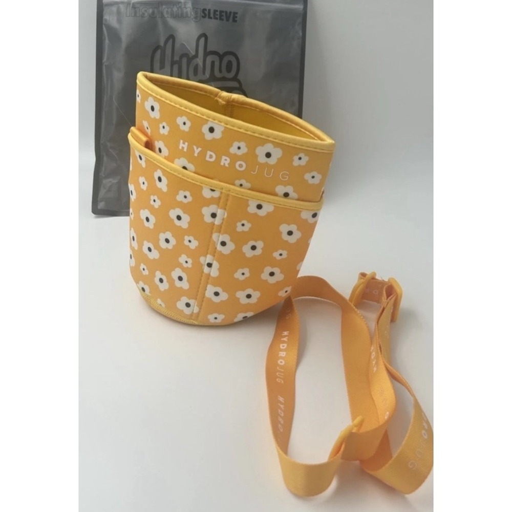 Water HYDROJug Sleeve Pouch Strap Fits 64oz 1 Gallon Bottle  Neoprene Daisy